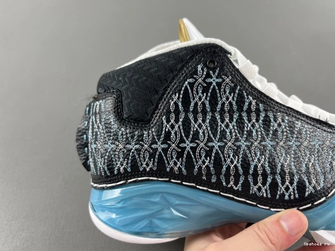  Jordan UNC 23  318376-041 0724
